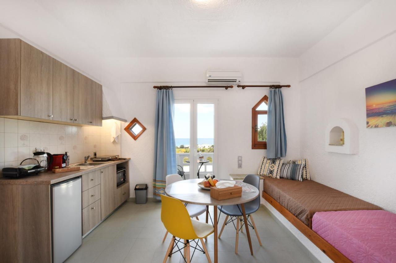 Air Brand New Bedrooms แอร์ซอนิสซอส ภายนอก รูปภาพ
